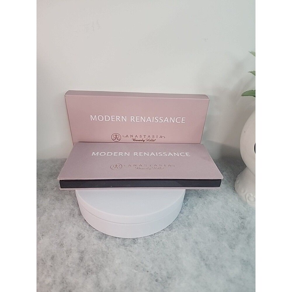 Anastasia Beverly Hills Modern Renaissance 14 Pc Eye Shadow Palette New in Box